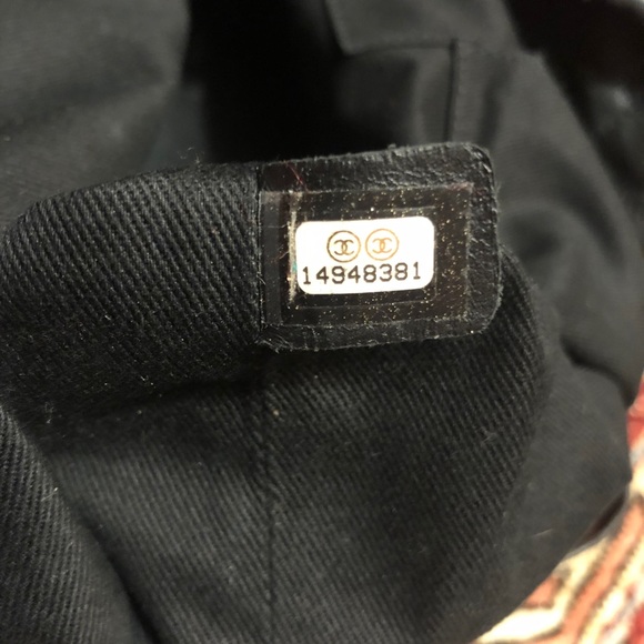 Chanel Timeless Tote - Picture 4 of 10